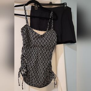 Women's Lands' End Swimsuit Set, Size Top L And Bottom M